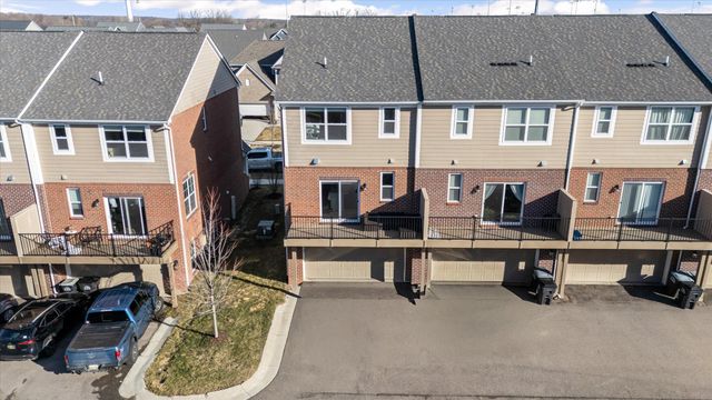 47675 Alden Terrace N, Northville, MI 48168