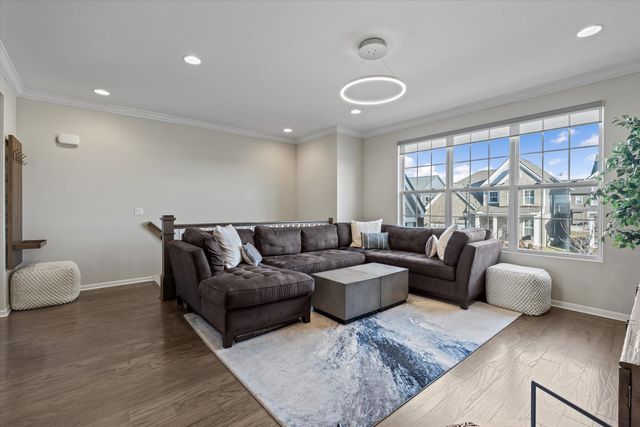 47675 Alden Terrace N, Northville, MI 48168