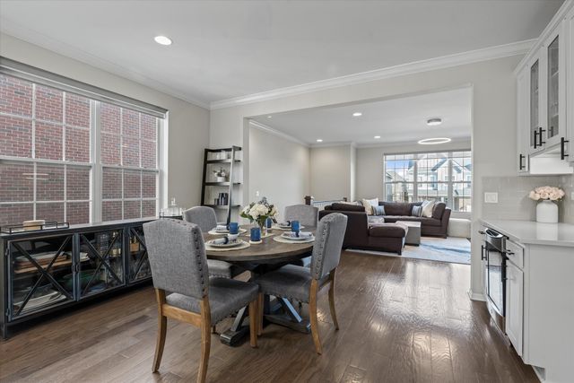 47675 Alden Terrace N, Northville, MI 48168