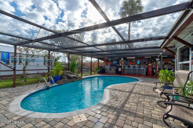 1615 Tuscaloosa Avenue, Holly Hill, FL 32117