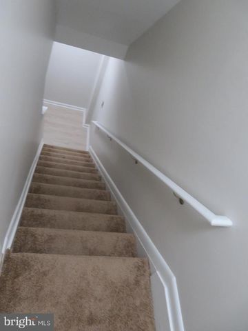 9150 LAMBSKIN LN, Columbia, MD 21045