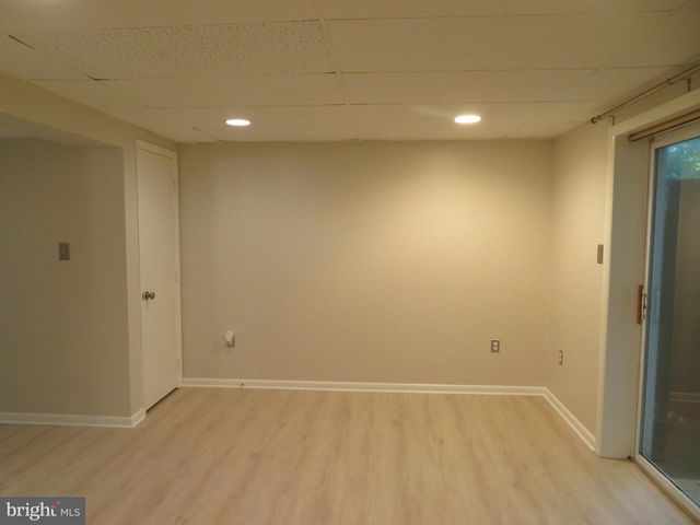 9150 LAMBSKIN LN, Columbia, MD 21045