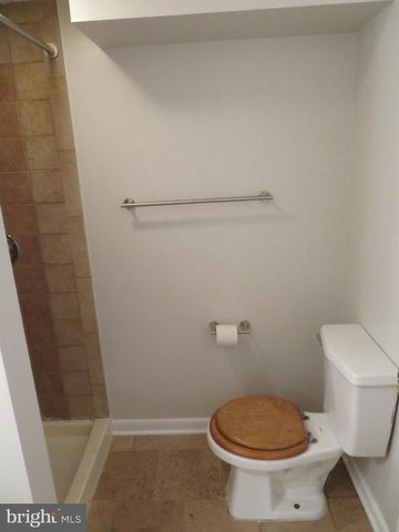9150 LAMBSKIN LN, Columbia, MD 21045