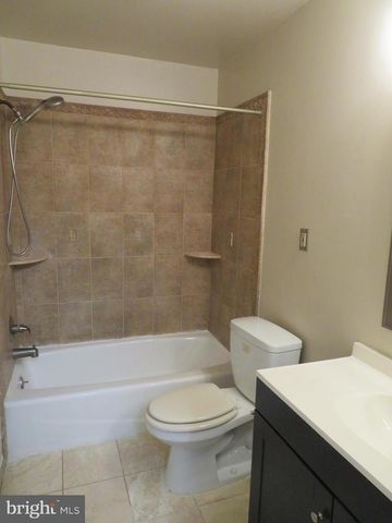 9150 LAMBSKIN LN, Columbia, MD 21045