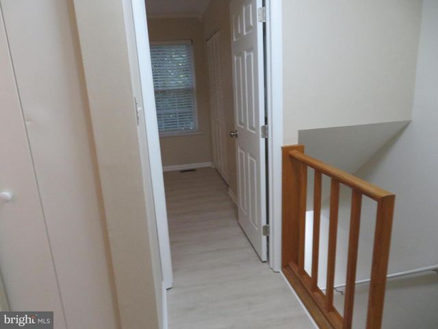 9150 LAMBSKIN LN, Columbia, MD 21045