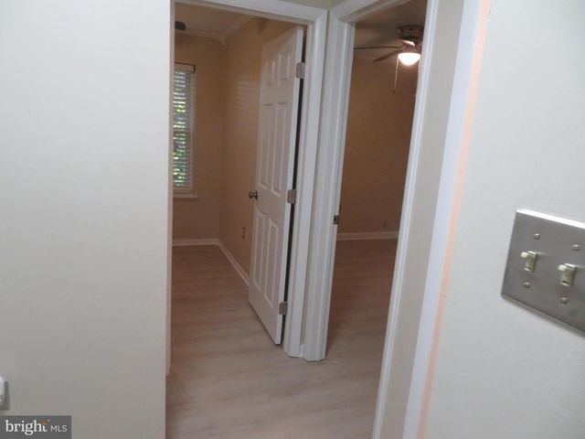 9150 LAMBSKIN LN, Columbia, MD 21045