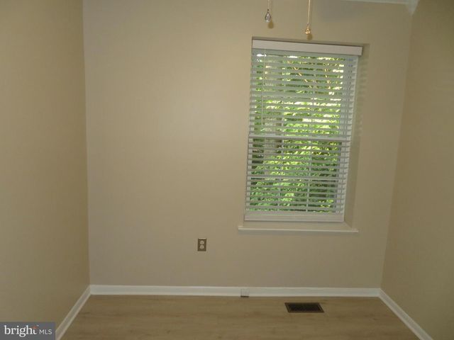 9150 LAMBSKIN LN, Columbia, MD 21045