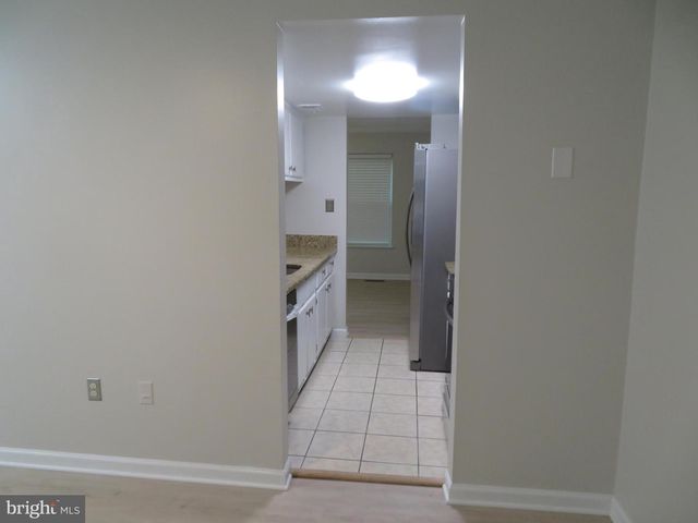 9150 LAMBSKIN LN, Columbia, MD 21045