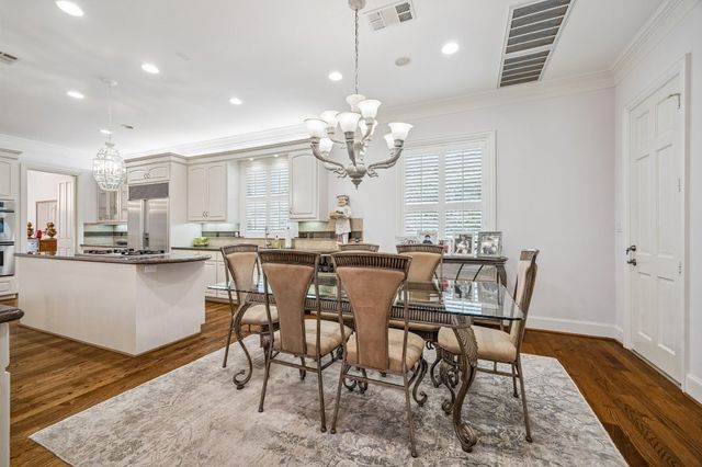 5043 Tangle Lane, Houston, TX 77056