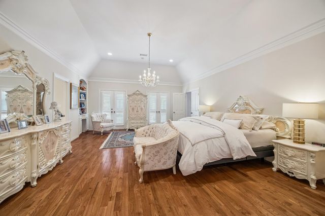 5043 Tangle Lane, Houston, TX 77056