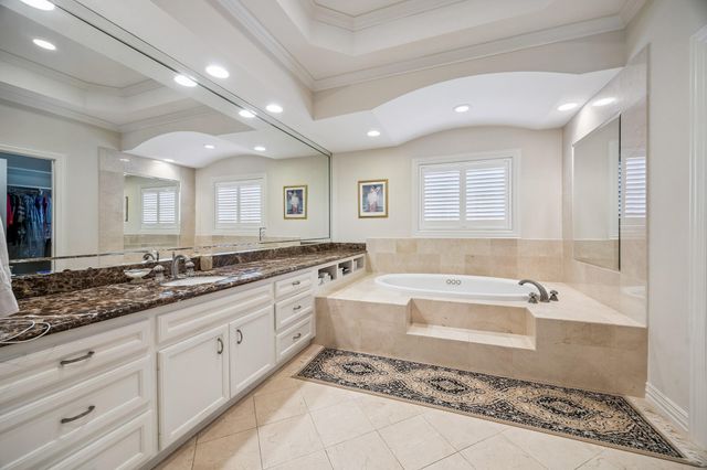 5043 Tangle Lane, Houston, TX 77056