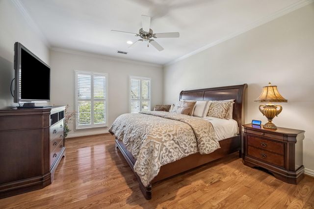 5043 Tangle Lane, Houston, TX 77056