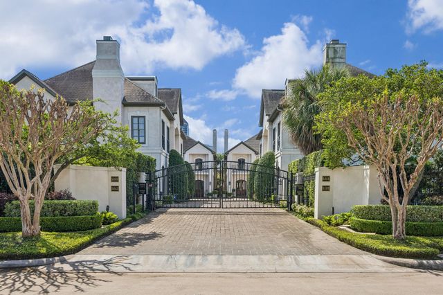 5043 Tangle Lane, Houston, TX 77056