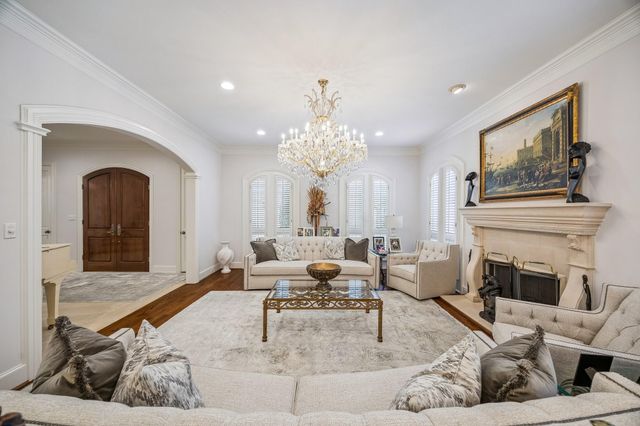 5043 Tangle Lane, Houston, TX 77056