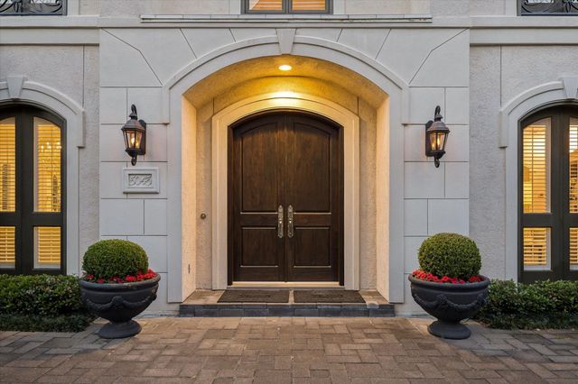 5043 Tangle Lane, Houston, TX 77056