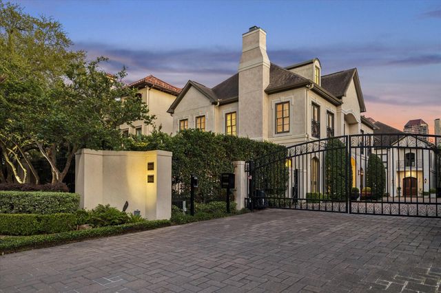 5043 Tangle Lane, Houston, TX 77056