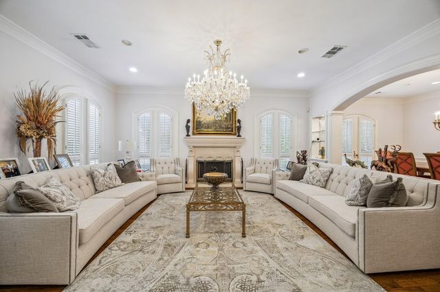 5043 Tangle Lane, Houston, TX 77056