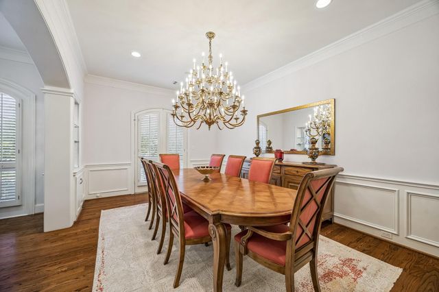 5043 Tangle Lane, Houston, TX 77056