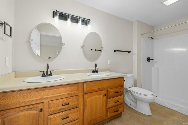 14533 Bitternut Lane, Fort Wayne, IN 46814