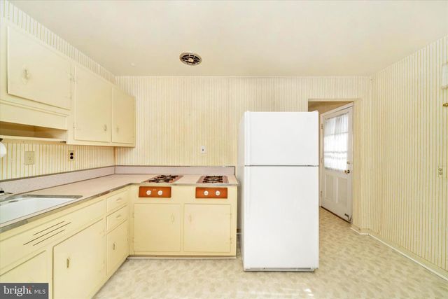 10812 LOMBARDY RD, Silver Spring, MD 20901