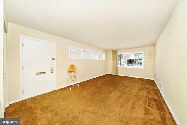 10812 LOMBARDY RD, Silver Spring, MD 20901