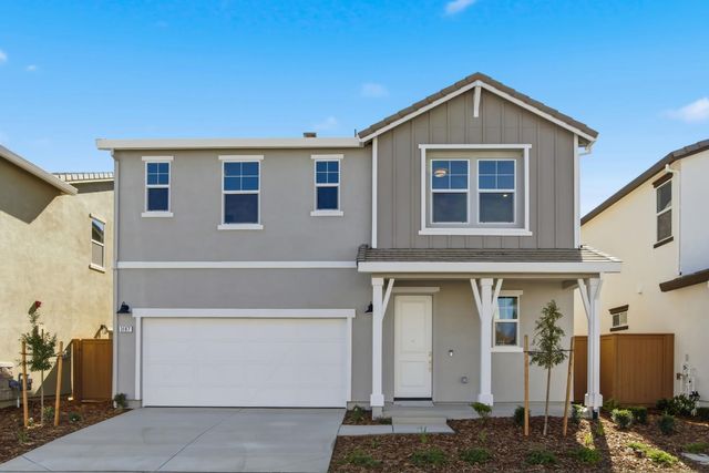 3187 Splendor Dr, Lincoln, CA 95648