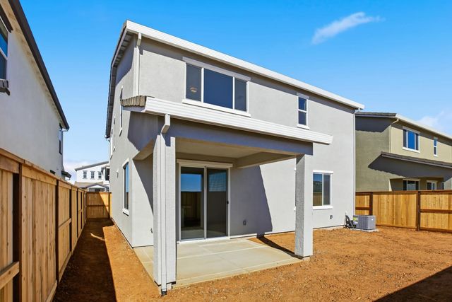 3187 Splendor Dr, Lincoln, CA 95648