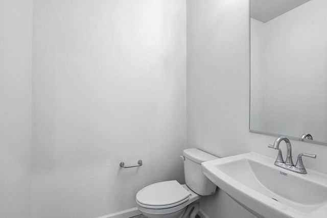 3187 Splendor Dr, Lincoln, CA 95648