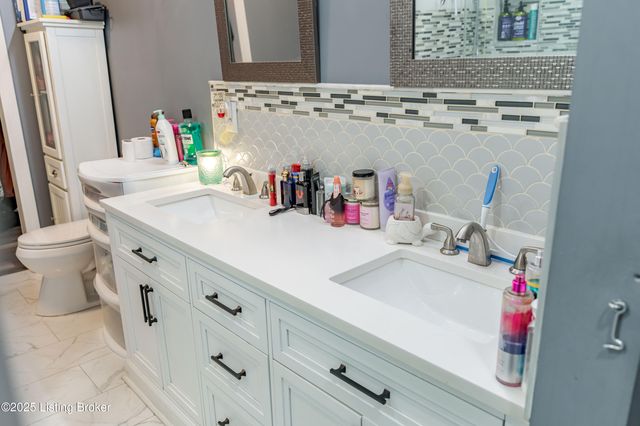 6304 Nigel Dr, Louisville, KY 40216