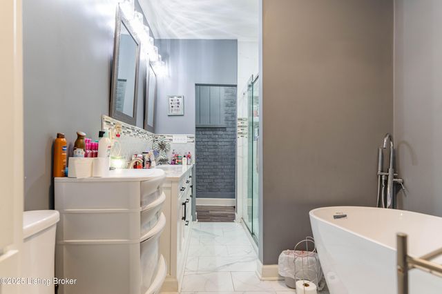 6304 Nigel Dr, Louisville, KY 40216