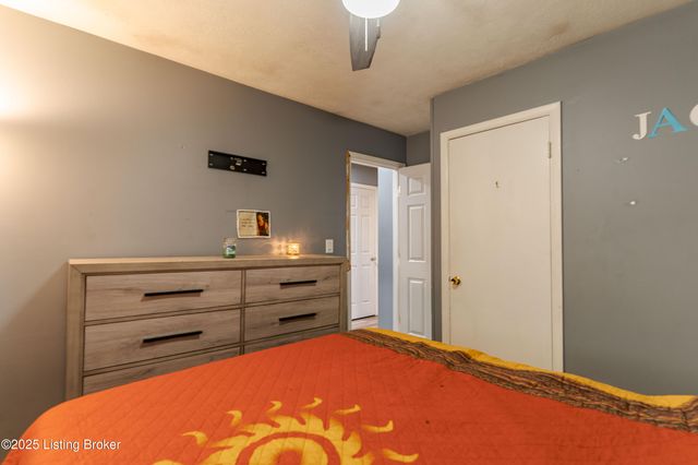 6304 Nigel Dr, Louisville, KY 40216