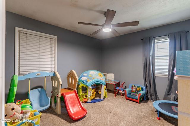 6304 Nigel Dr, Louisville, KY 40216