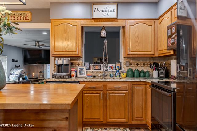 6304 Nigel Dr, Louisville, KY 40216