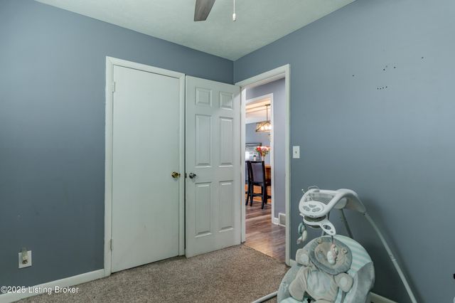 6304 Nigel Dr, Louisville, KY 40216