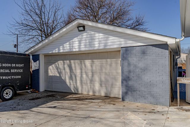 6304 Nigel Dr, Louisville, KY 40216