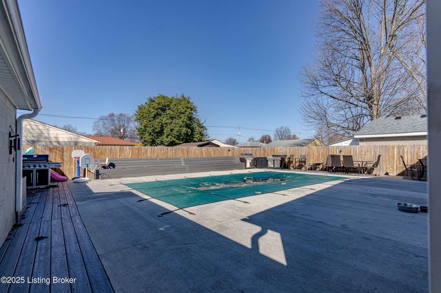 6304 Nigel Dr, Louisville, KY 40216