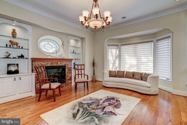 3809 JONES BRIDGE RD, Chevy Chase, MD 20815