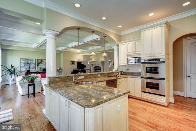 3809 JONES BRIDGE RD, Chevy Chase, MD 20815
