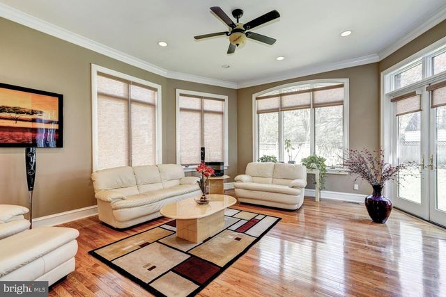 3809 JONES BRIDGE RD, Chevy Chase, MD 20815