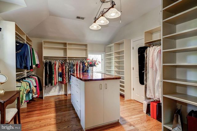 3809 JONES BRIDGE RD, Chevy Chase, MD 20815