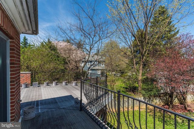 3809 JONES BRIDGE RD, Chevy Chase, MD 20815
