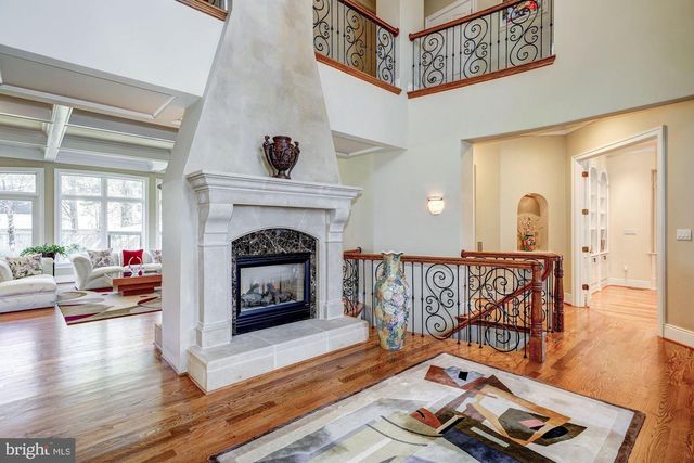 3809 JONES BRIDGE RD, Chevy Chase, MD 20815