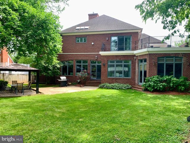 3809 JONES BRIDGE RD, Chevy Chase, MD 20815