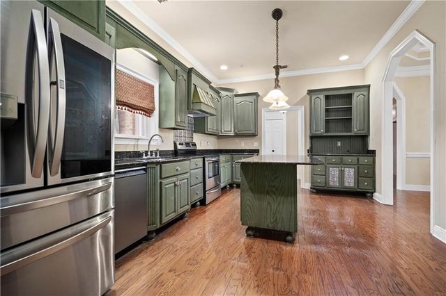 2660 Meadow Lake Road, Semmes, AL 36575