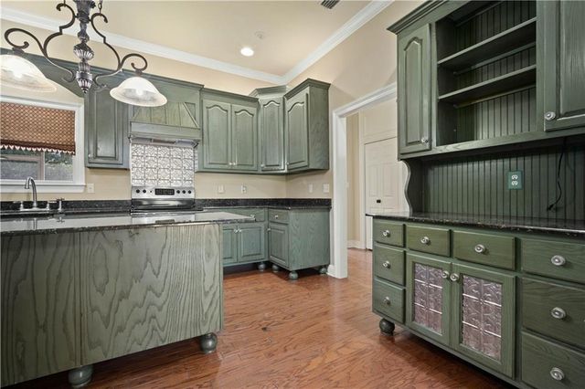 2660 Meadow Lake Road, Semmes, AL 36575