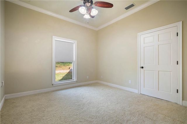 2660 Meadow Lake Road, Semmes, AL 36575