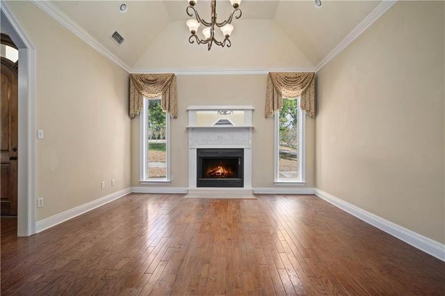 2660 Meadow Lake Road, Semmes, AL 36575