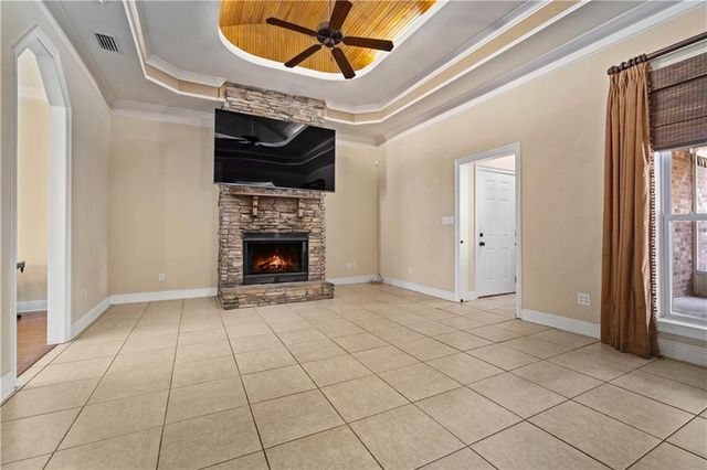 2660 Meadow Lake Road, Semmes, AL 36575
