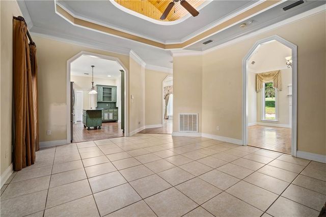 2660 Meadow Lake Road, Semmes, AL 36575