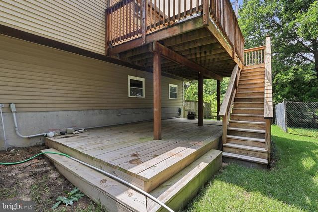 12 BEEFWOOD CT, Essex, MD 21221